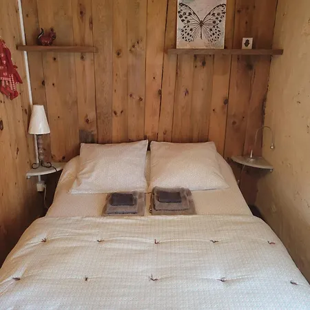 Authentique De La Riviere Holiday home