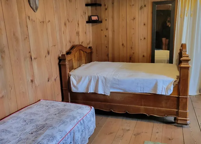 Authentique De La Riviere Semesterbostad Saint-Andre-de-Chalencon